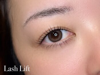 ネロリ バイ エイティスト(neroli by 8ist)/ラッシュリフト［新宿/新宿駅］