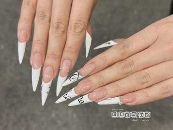 Chenoe Nails/ホワイトフレンチネイル