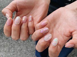 girly nail 担当:平岡