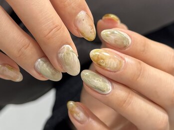 フォルクネイル(:volk nail)/オレンジ×グリーンニュアンス