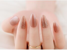 夏のナチュラルネイル