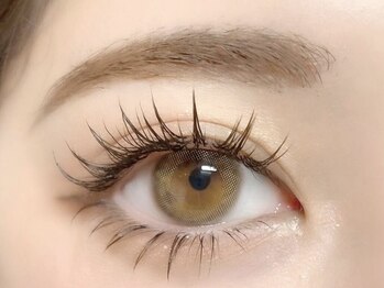 アイラッシュサロン アイケア(eyelash salon Eye' Care)の写真/目の形にぴったり合ったエクステ提案が得意!ナチュラル~ボリューム感あるまつげまで理想を実現します♪
