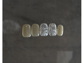 定額¥7,400（初回¥6,300）