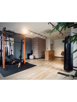 ジム・パーソナルトレーニング・加圧