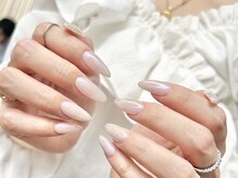 上品なオフィスネイル［フィルイン］