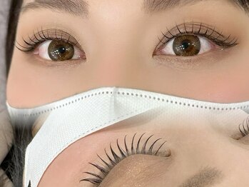 ミライ トータルビューティーサロン(mirai)の写真/【祝★入学】学割クーポンも配信中！マツパ×眉毛のセットも大人気！新生活はぱっちり目元で♪