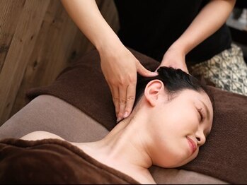 グレースフィオーレ 南越谷店(gracefiore)の写真/快眠ヘッドスパで癒されながら小顔に◎完全個室でゆったりしながら頭蓋骨から整える独自技術でたっぷり90分