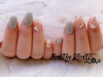 レヒネイル(LeHy nail)/ニュアンスネイル