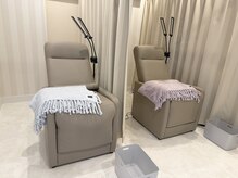レイ(Rei)の雰囲気（ゆったりくつろげるリクライニングチェアでの施術。）
