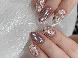 キラキラお花ネイル