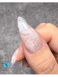 透明感がかわいいたいだいネイル