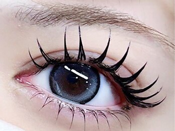 リリベル(Lilibelle)の写真/LEDマツエク特化店！韓国アイドル風束感まつ毛はお任せ!モチのよさ◎まつ毛パーマ×マツエクの&healthyも♪