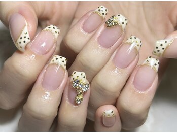 クロレ(Nail Salon COLORE)/ドットフレンチネイル by.Ayaho