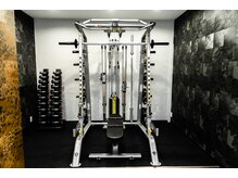 エックス シェイプ(X-shape)/トレーニングスペース