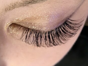 レミア 関内(REMIA)/1月　ボリュームラッシュ