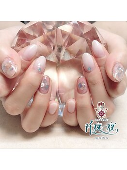 ニュアンスクリアシェルネイル