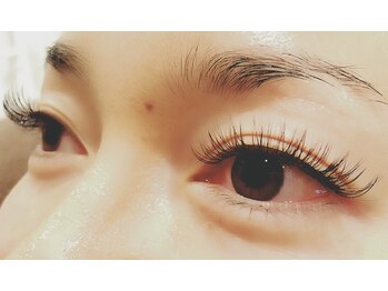 パフューム フィーラ(Perfume Feela)/ボリュームラッシュ付け放題