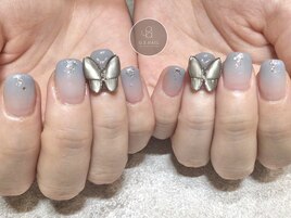 グラデーションネイル