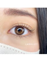 トイズ(Toy'z)/まつげパーマ(カールデザイン)