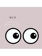 981/アーチ眉