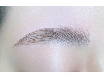 アイビューティーサロン アプリコット(Apricot)の写真/垢抜け印象は眉から!アイブロウデザイニングとWAXで理想の顔立ちを演出☆