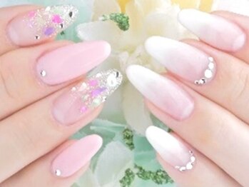 ディーネイル 四条烏丸(D-nail)/左:定額コース(2),右:(1)