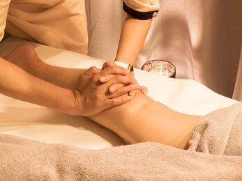 CDF 赤坂/漢方アロマリンパマッサージ