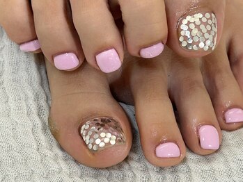 フット 親指アート