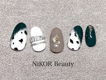 ニコルビューティー 高槻 南平台店(NiKOR beauty)/ラグジュアリーアート/8,000円～