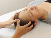 トトリラクゼーション 天神2号店/眼精疲労に◎ヘッドマッサージ