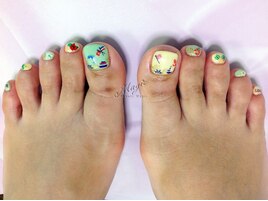 フット　カラフルサマーネイル