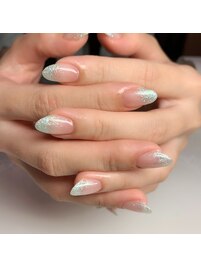 ラメグラデーションネイル