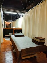 グッド タイムス 万代(Good Times)/施術ブース