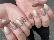 アモ(amo.)/大人ネイル