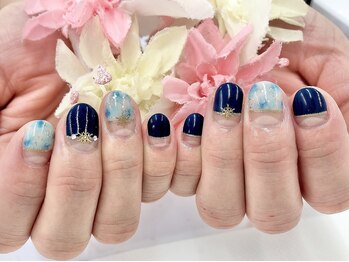 ディーネイル 京橋(D-nail)/立和名/雪の結晶で冬感upネイル