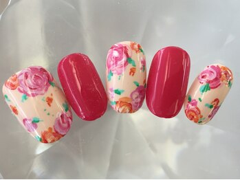 ラリュールネイル(L'Allure nail)/ペイント花ネイル￥8200