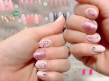 アップネイル/大人可愛いマグネットニュアンス