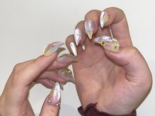 メル バイ ウィリートーキョー(MELL by wellytokyo)/アート猫爪