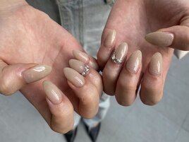 ベージュカラー