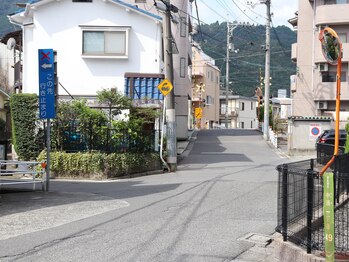 ビーグレース 大町店(Bee Grace)/大町駅からのアクセス/徒歩3分