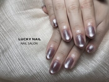 ラッキーネイル(LUCKY NAIL)/