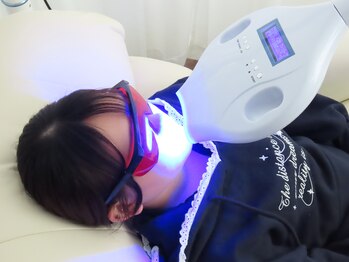 ホワイトニングショップ 尾道店(WHITENING SHOP)の写真/初めてのホワイトニングは当店へ！メンズ利用急増中。セルフ方式で周りを気にせず理想の自然な白さを目指す