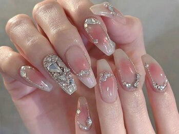 ナインカラット 神田店(9 Carats)の写真/大人可愛いデザイン多数ご用意◎美しい指先を実現♪定額メニューで、最新トレンドから個性派デザインまで！