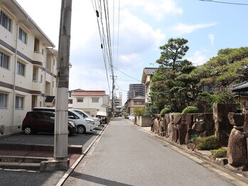 ビーグレース 大町店(Bee Grace)/大町駅からのアクセス/徒歩3分