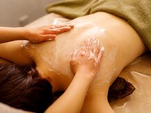 エミュ(emu)/STEP.5 ハーブトリートメント