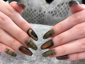 ネイルサロン ティディ(TIDY)の写真/納得の技術力でチップでも強い美爪を実現♪指の形を美しく見せたい方に！全MENUプラス¥3000で長さ出し★