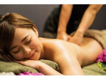 スピラレ 浦安(supirare)の写真/寝ても疲れが取れない…。そんな毎日に深筋膜アロマで心も体も軽やかに♪翌朝の目覚めが変わる！