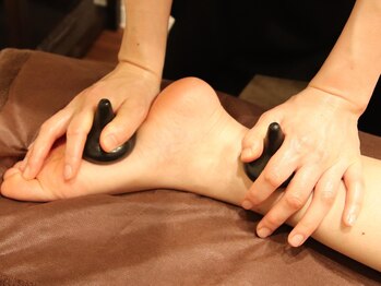 リンパサロン ウタ(Uta)/バザルトストーンで冷え改善