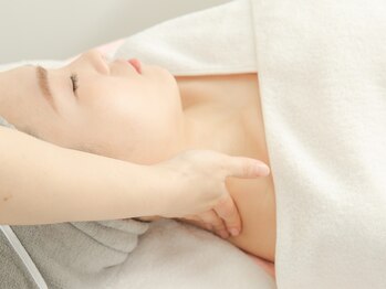 ヴィーヴォ 天六店(Vivo)/【施術風景】お顔首肩マッサージ