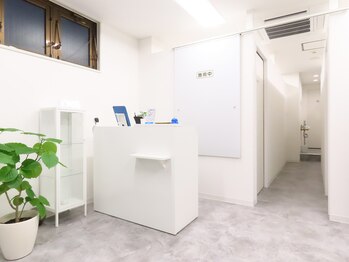 ハンドワーク(HANDWORK)/受付・案内